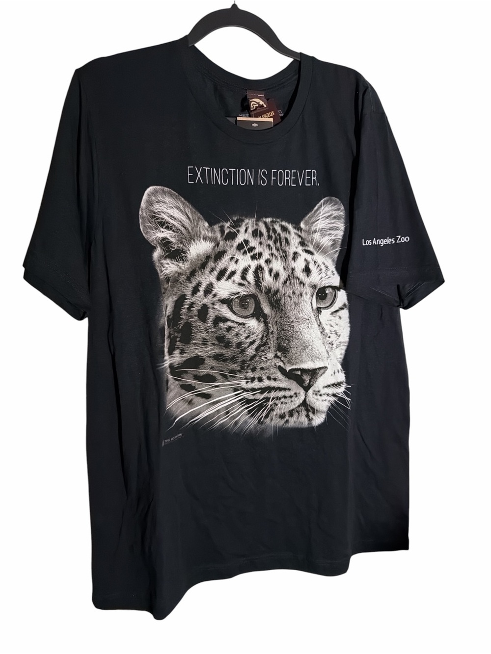 The Mountain 2017 Los Angles Zoo T-shirt size XL “extinction is forever” protect